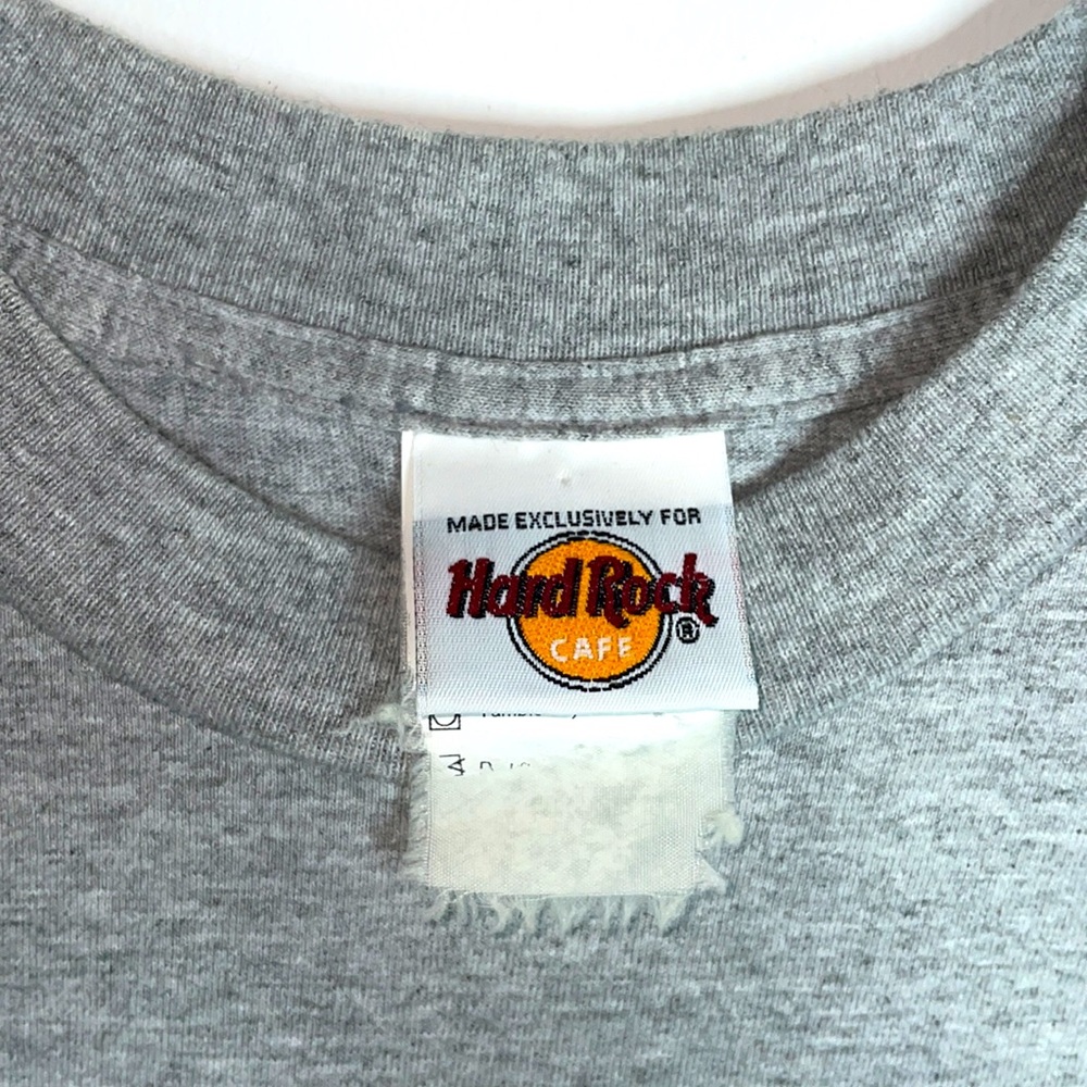 Hard Rock Cafe Cayman Islands T-Shirt - Picture 5 of 6